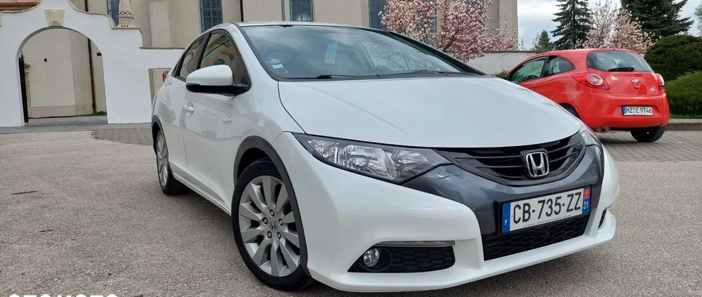 Honda Civic cena 39999 przebieg: 155300, rok produkcji 2012 z Ciechocinek małe 106